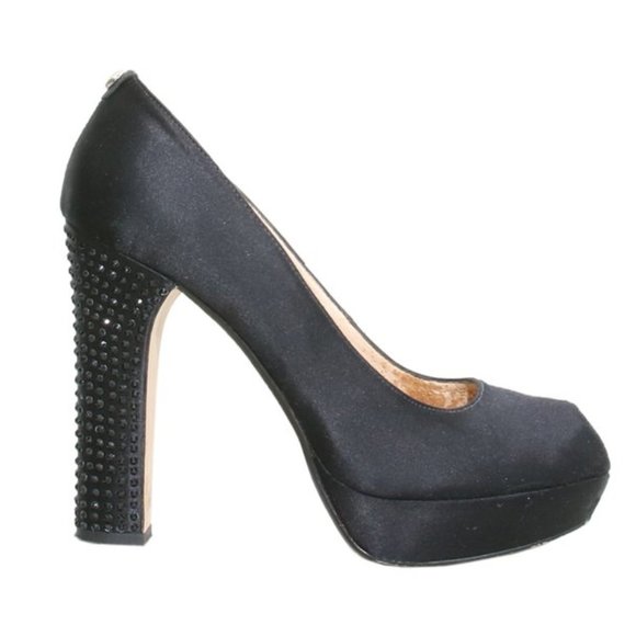 ✨Michael Kors Nadia Rhinestone Pump Size 8